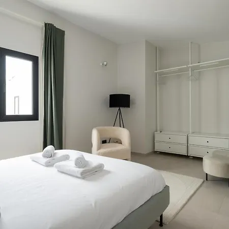 Apartment Homeforguest Bright Duplex By Canteras *