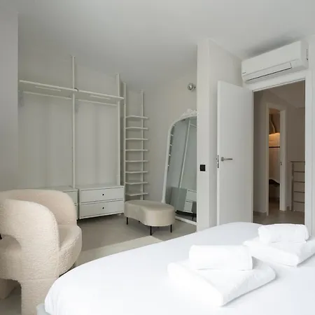 Homeforguest Bright Duplex By Canteras *